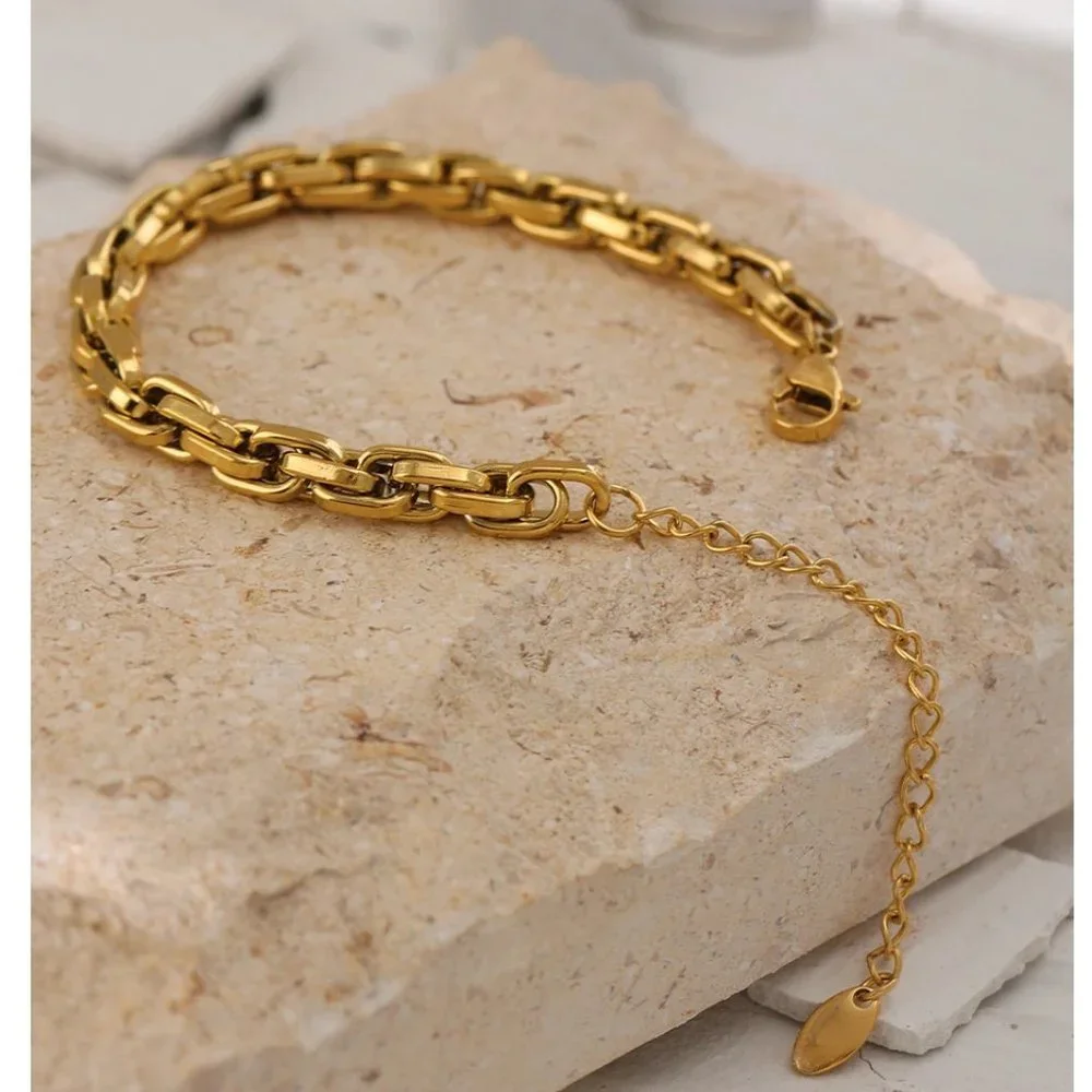 NEW 18K Gold Plated Link Chain Bracelet